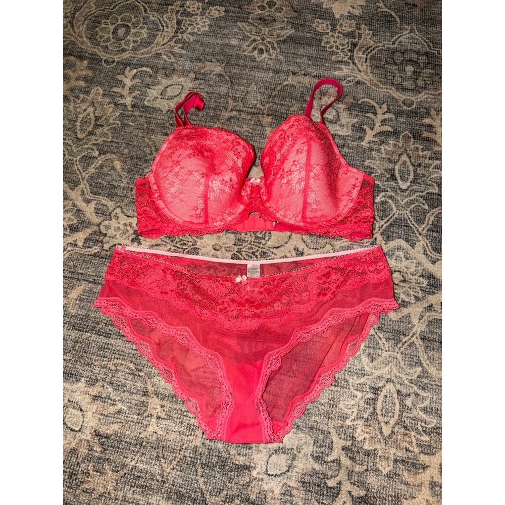 Vintage Victoria's Secret 2010 Dream Angels Pink Lace Lingerie Bra Panty Set